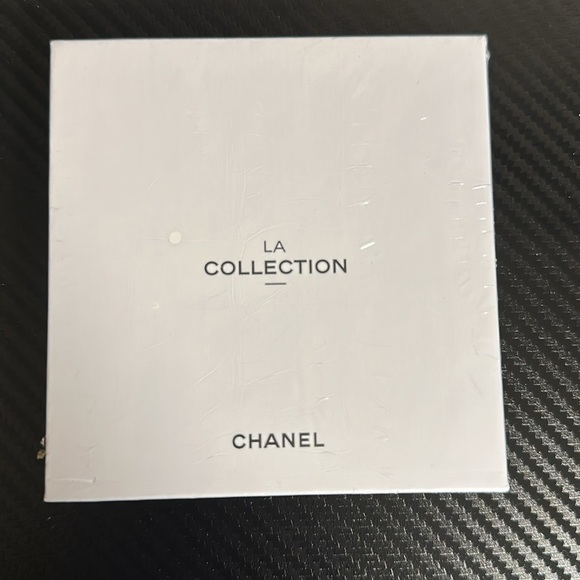 Authentic LA Collection Lock & Keys Set Of Two Black and White - Picture 4 of 4